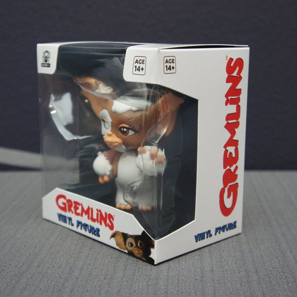 Gizmo Gremlins Vinyl Figure 4.5in - Picture 2 of 5